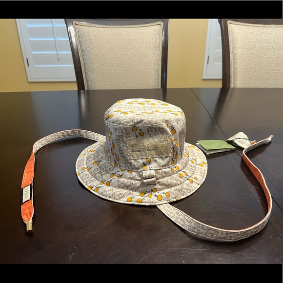 Gucci Other - New Gucci Floral GG Logo Bucket Hat Double Sided Size S